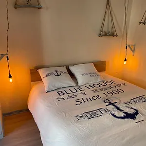  Apartment Ocean